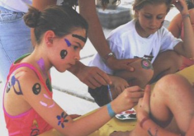 Girls painting at camp - Jewish Nevada