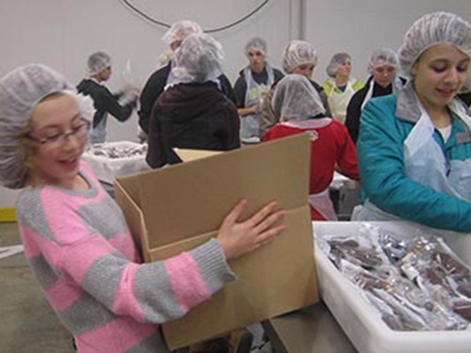 Shaarie Torah Youth Group Volunteering