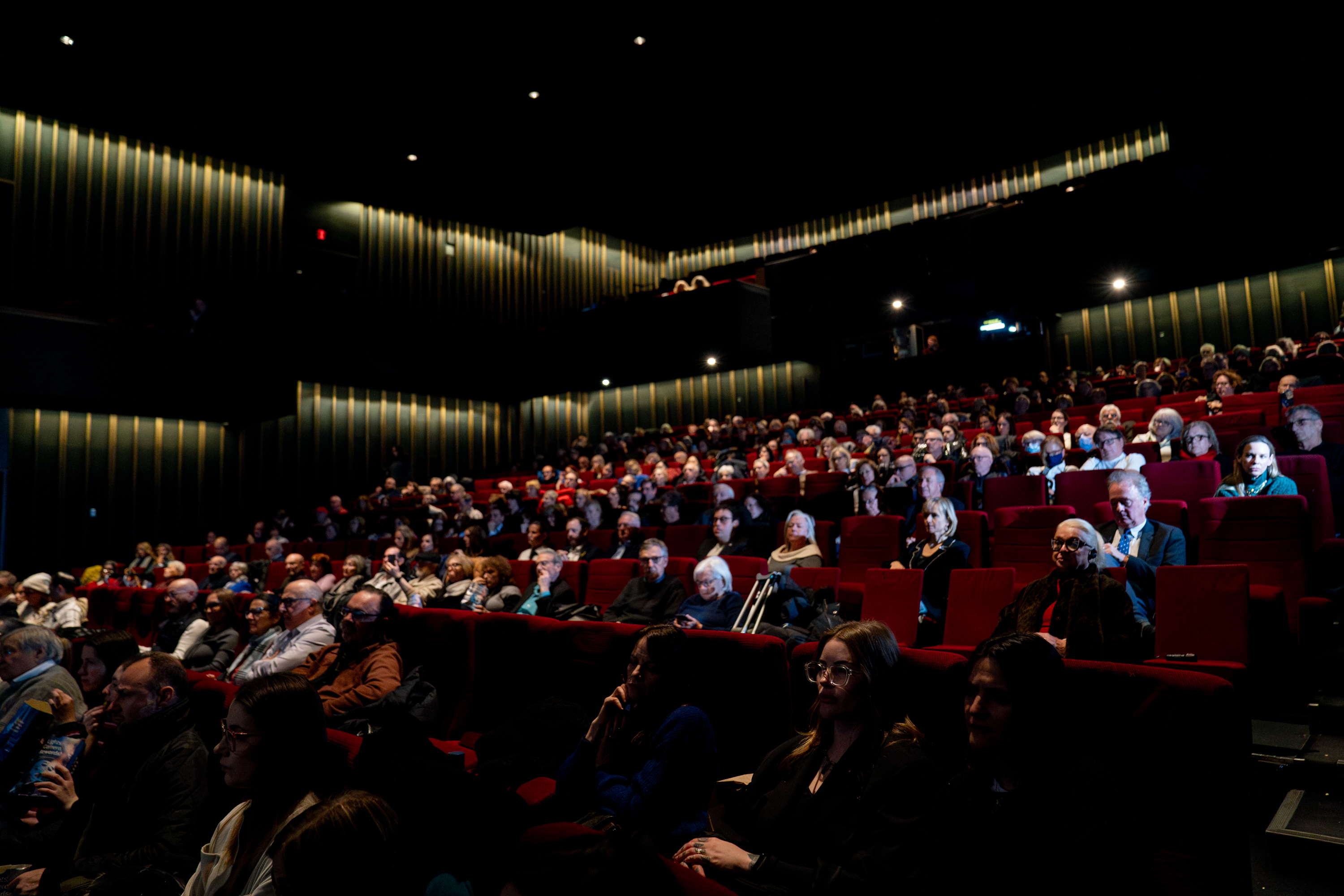 the crowd inside the theatre